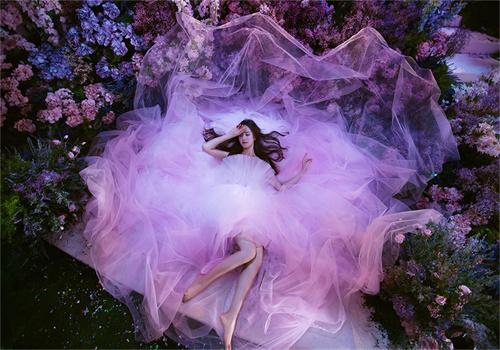 紫色国际婚纱摄影